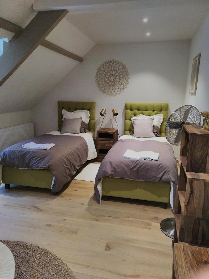 Chambres D'Hotes Les 3 Salamandres Yvoir Exteriör bild